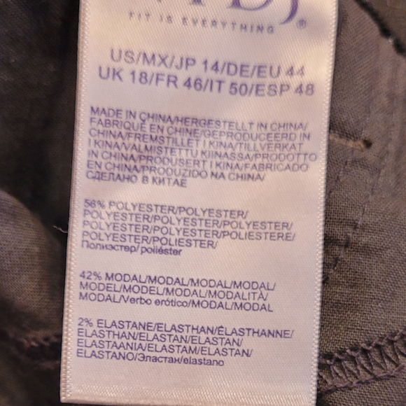 NEW NYDJ Slim Bootcut Black Rinse Stretch Jeans Womens Size14 - Picture 8 of 9